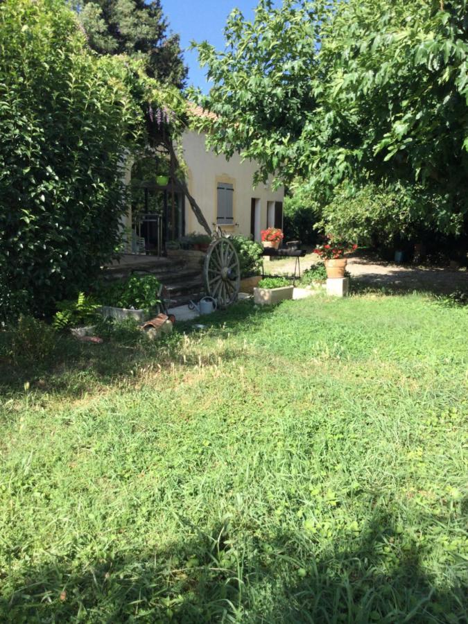 Appartement Dans Un Mas Provencal Istres Esterno foto