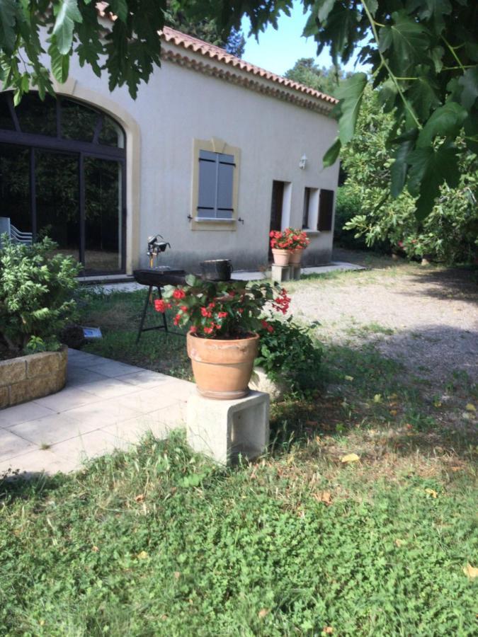 Appartement Dans Un Mas Provencal Istres Esterno foto